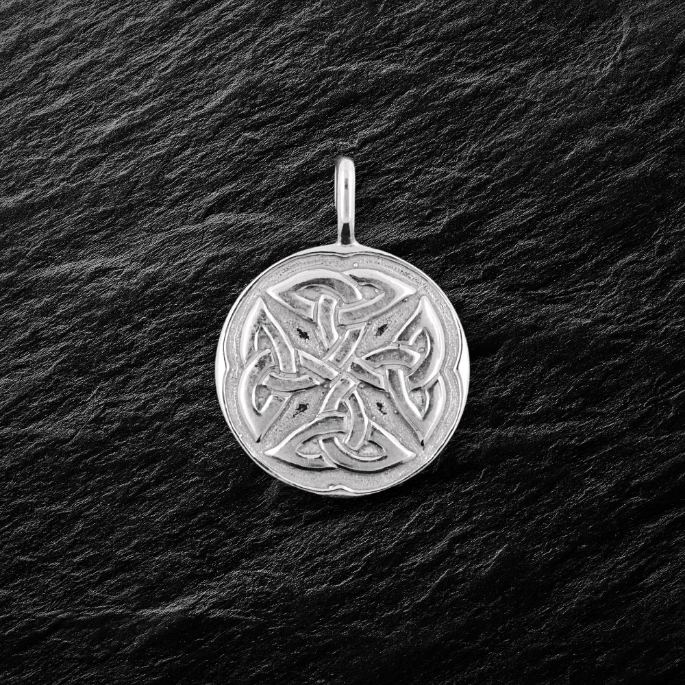 Stříbrný přívěsek Keltský věčný uzel